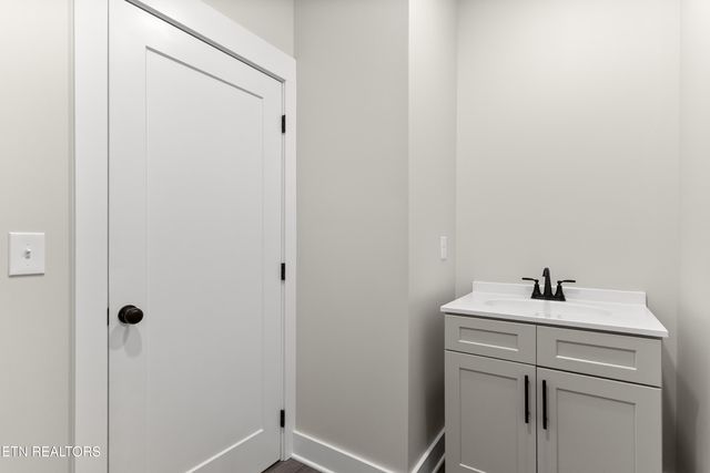 4542 Christine Lynnae St, Knoxville, TN 37938