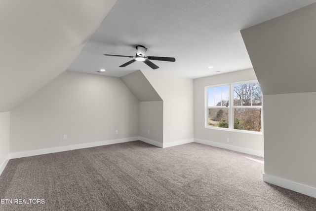 4542 Christine Lynnae St, Knoxville, TN 37938