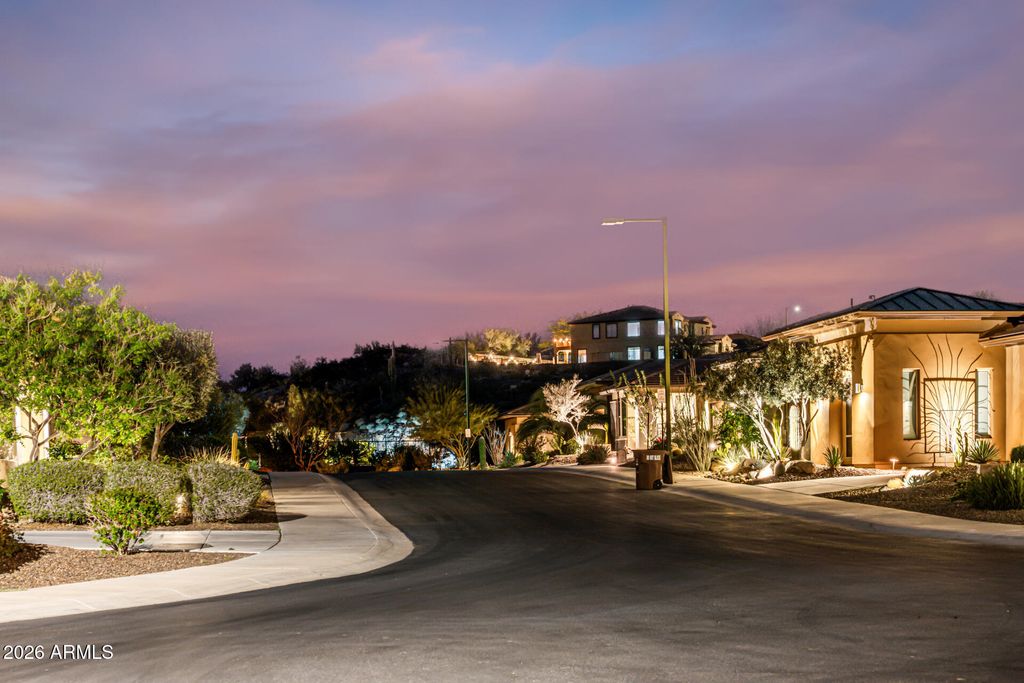 Image 4 of property listing at 30334 N 130TH Drive, Peoria, AZ 85383