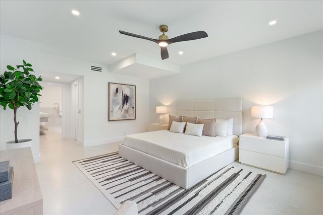 911 Mockingbird Lane, Plantation, FL 33324