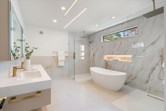 911 Mockingbird Lane, Plantation, FL 33324