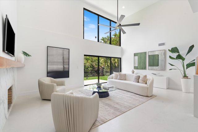 911 Mockingbird Lane, Plantation, FL 33324