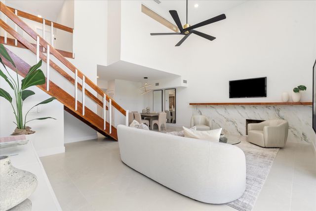 911 Mockingbird Lane, Plantation, FL 33324