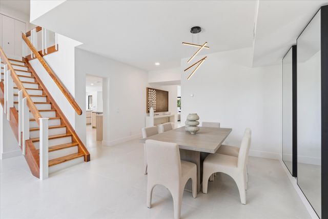 911 Mockingbird Lane, Plantation, FL 33324