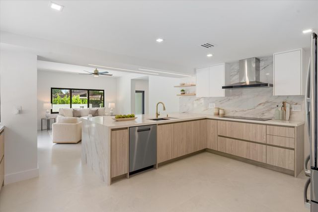 911 Mockingbird Lane, Plantation, FL 33324