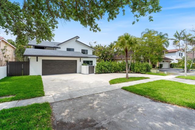 911 Mockingbird Lane, Plantation, FL 33324