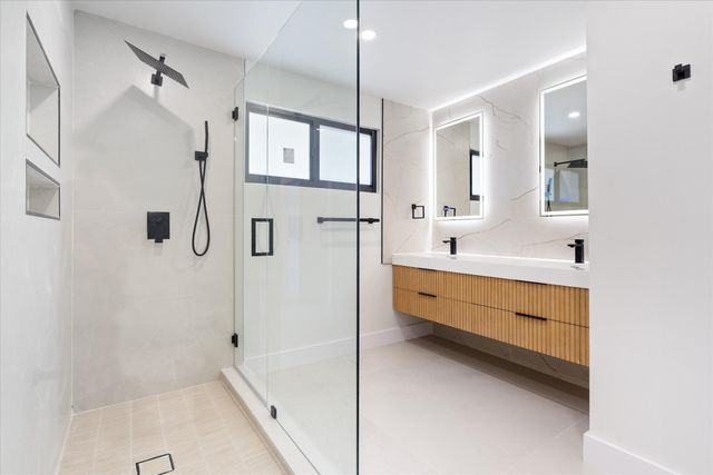 911 Mockingbird Lane, Plantation, FL 33324