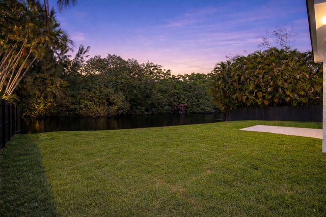 911 Mockingbird Lane, Plantation, FL 33324