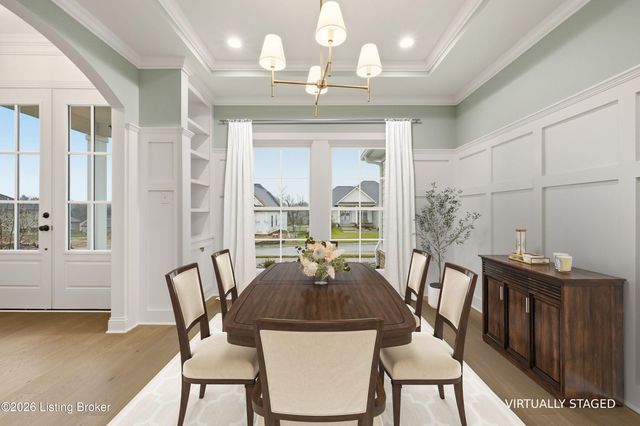 4011 Thomas Farm Dr, Louisville, KY 40299