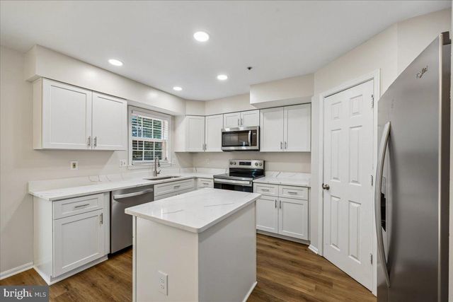 8106 CASTLEBURY TER, Gaithersburg, MD 20879