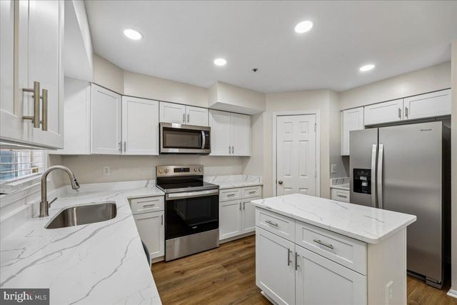 8106 CASTLEBURY TER, Gaithersburg, MD 20879