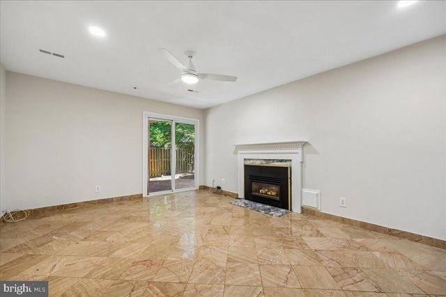 8106 CASTLEBURY TER, Gaithersburg, MD 20879