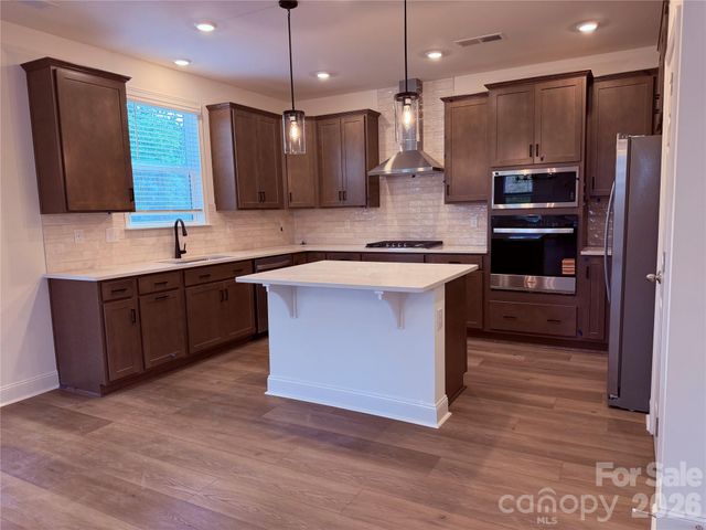 2116 Norwood Court, Denver, NC 28037