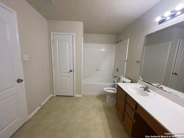 4711 BROOKPORT CIR, San Antonio, TX 78238