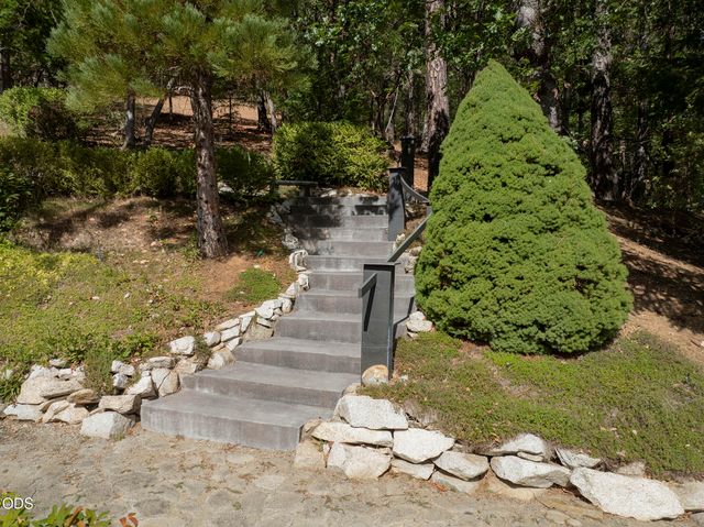530 Greens Creek Road, Grants Pass, OR 97527