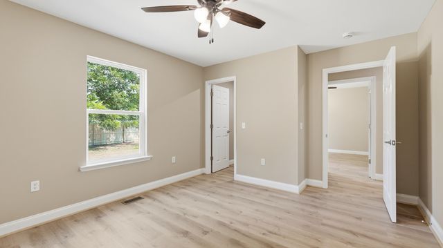 109 Spruce St, Cowan, TN 37318