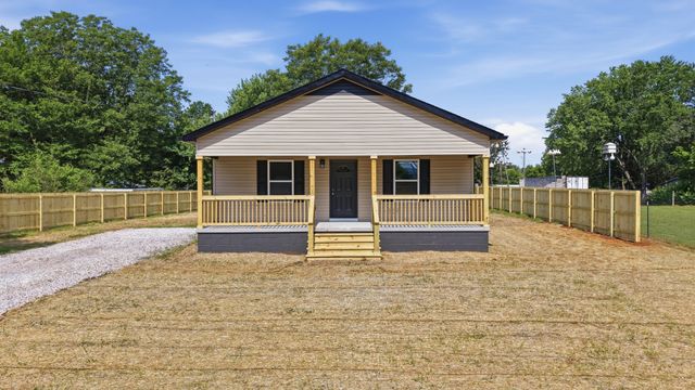 109 Spruce St, Cowan, TN 37318