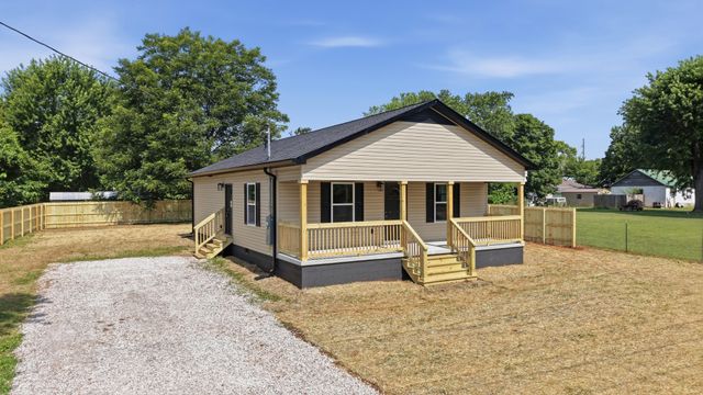 109 Spruce St, Cowan, TN 37318