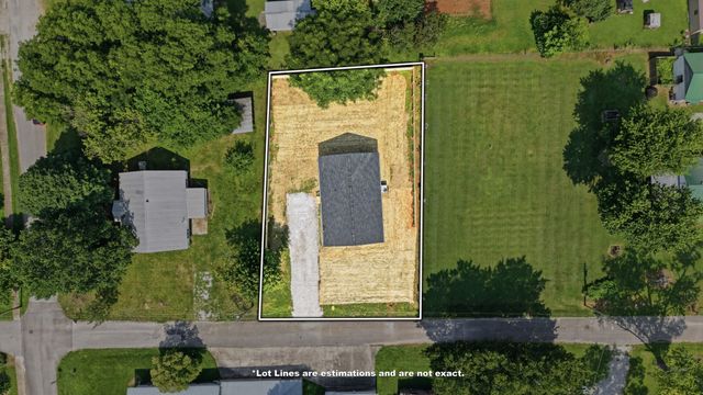 109 Spruce St, Cowan, TN 37318