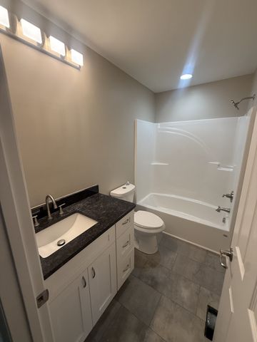 109 Spruce St, Cowan, TN 37318
