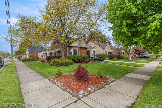 3454 McKinley Street, Dearborn, MI 48124