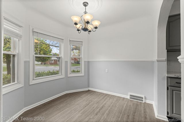 3454 McKinley Street, Dearborn, MI 48124