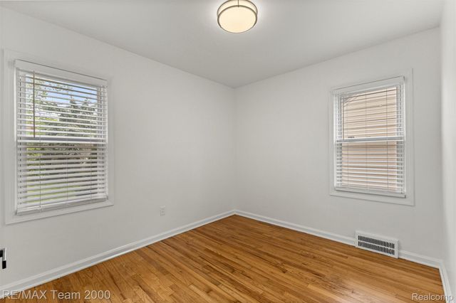 3454 McKinley Street, Dearborn, MI 48124