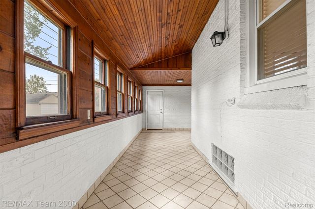 3454 McKinley Street, Dearborn, MI 48124