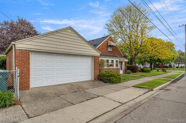 3454 McKinley Street, Dearborn, MI 48124