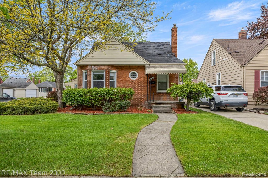 3454 McKinley Street, Dearborn, MI 48124