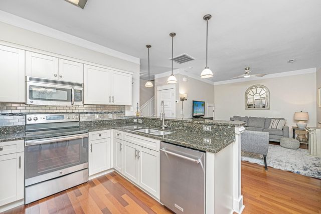 425 Grand Palm Lane, Summerville, SC 29485