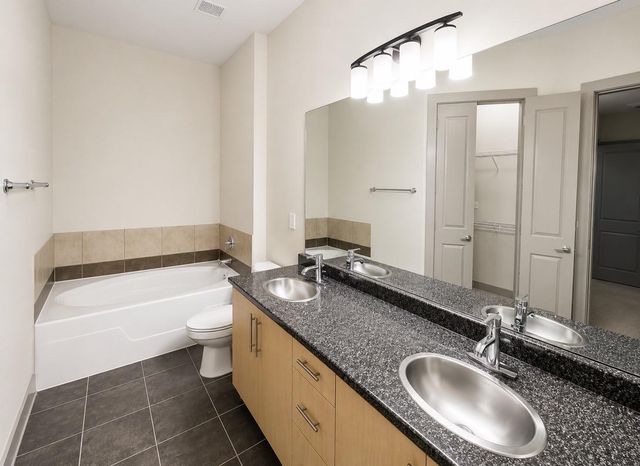 3660 Richmond Avenue 235, Houston, TX 77046