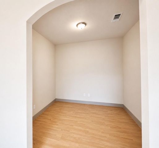 3660 Richmond Avenue 235, Houston, TX 77046