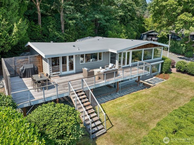 4007 NE 161st Street, Lake Forest Park, WA 98155