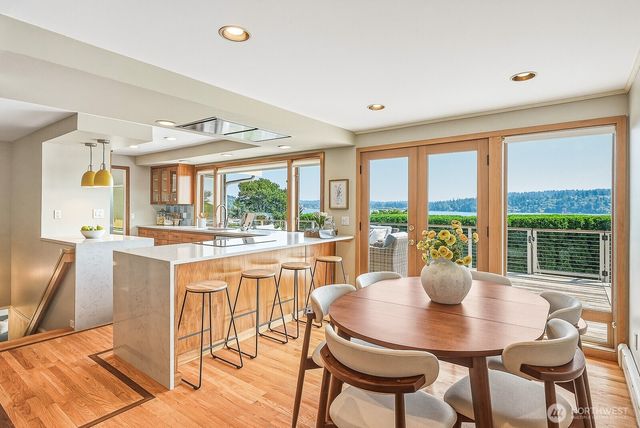 4007 NE 161st Street, Lake Forest Park, WA 98155