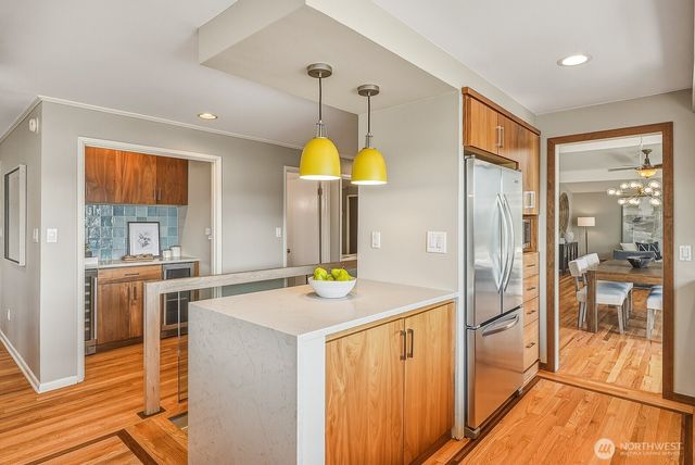 4007 NE 161st Street, Lake Forest Park, WA 98155