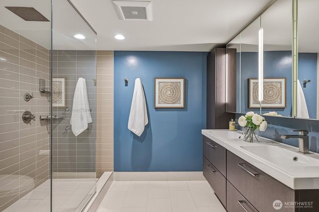 4007 NE 161st Street, Lake Forest Park, WA 98155
