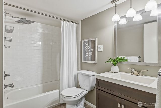 4007 NE 161st Street, Lake Forest Park, WA 98155