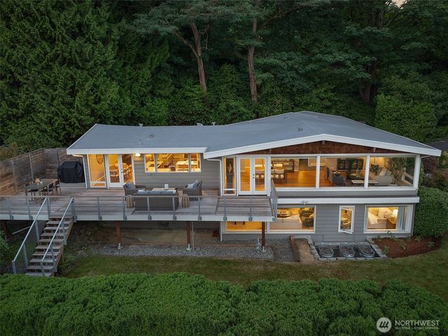 4007 NE 161st Street, Lake Forest Park, WA 98155
