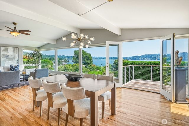 4007 NE 161st Street, Lake Forest Park, WA 98155