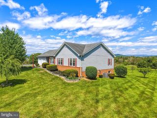 291 BEAVER LN, Mount Jackson, VA 22842