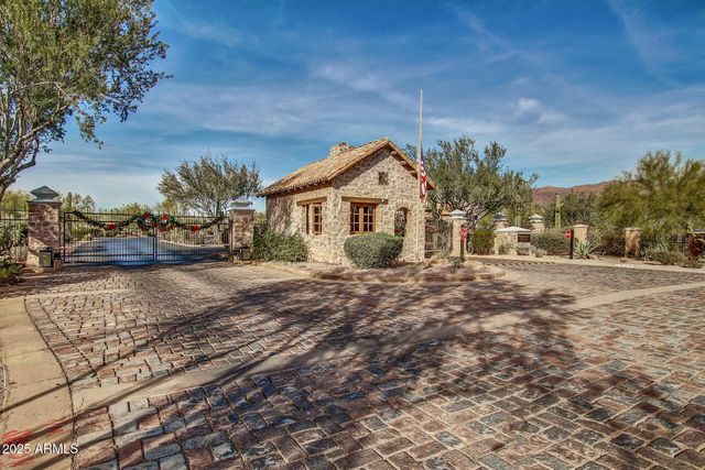 3111 S FIRST WATER Lane, Gold Canyon, AZ 85118