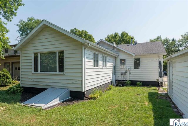 312 N 7th Street, St. Peter, MN 56082