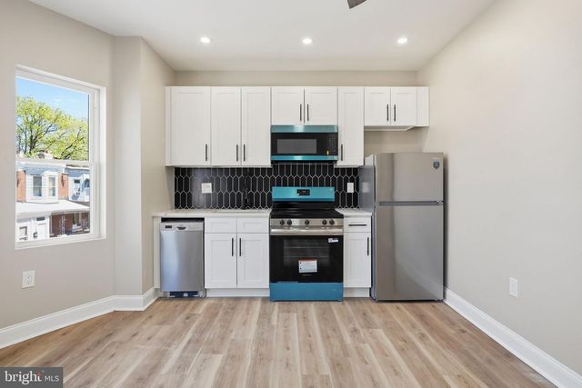 2210 S HOBSON ST, Philadelphia, PA 19142