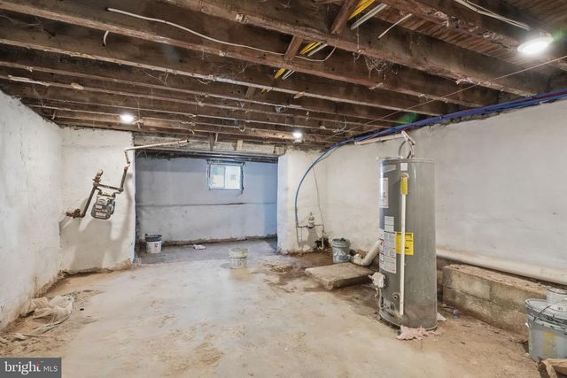 2210 S HOBSON ST, Philadelphia, PA 19142