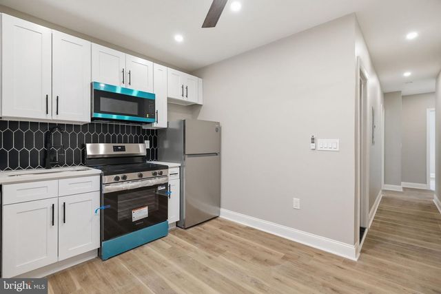 2210 S HOBSON ST, Philadelphia, PA 19142