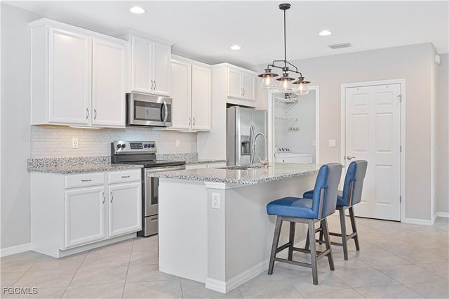 4387 Dutchess Park RD, Fort Myers, FL 33916