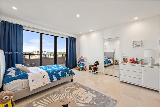 251 Crandon Blvd 806, Key Biscayne, FL 33149