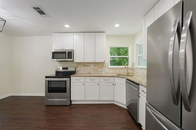 414 Avenue I, Dallas, TX 75203