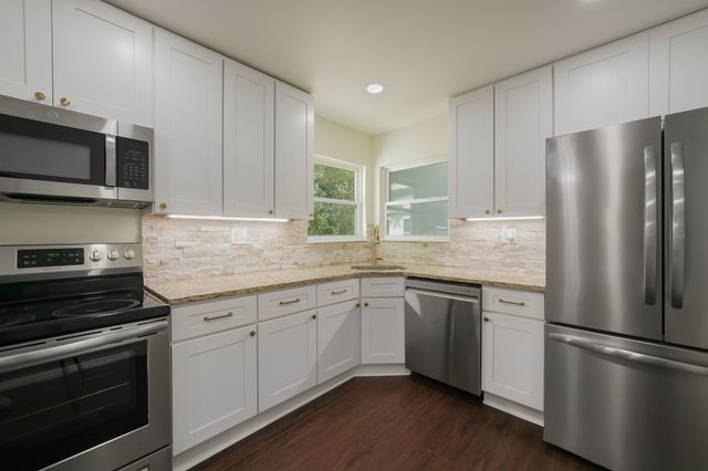 414 Avenue I, Dallas, TX 75203